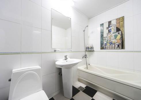 Apartemen 1000 m² dengan 1 kamar tidur dan 1 kamar mandi pribadi di Uichang-gu Changwon Bagian luar foto